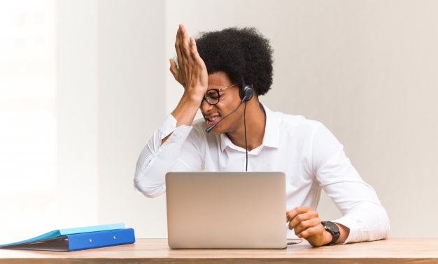 6 اشتباه بزرگ در بازاریابی تلفنی - 6 اشتباه بزرگ در ارسال پیام صوتی - اشتباهات بزرگ در پنل صوتی - استفاده از بازاریابی فشاری به جای بازاریابی کششی - بیش از حد صحبت کردن با مشتری - فراموش کردن پیگیری فروش های انجام شده