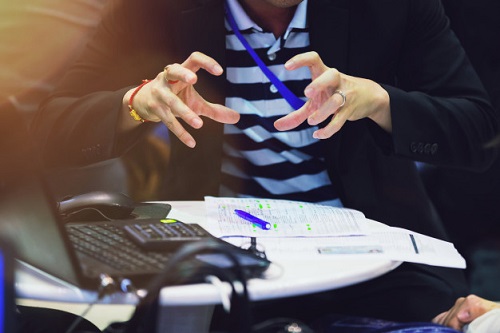 Persuade-the-customer