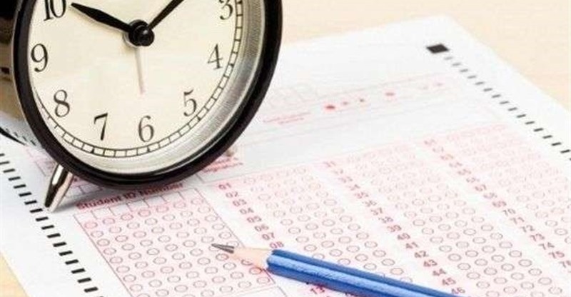 SMS-ads-to-attract-customers-in-the-school