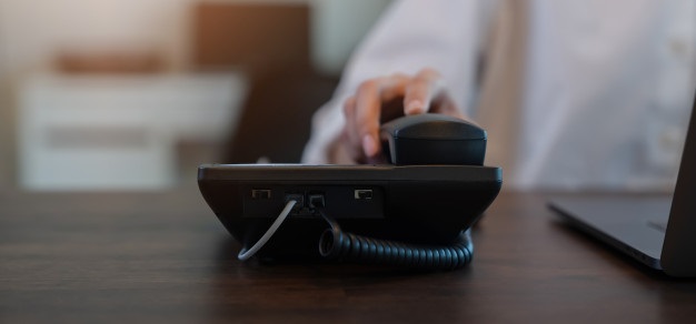 تفاوت های فروش تلفنی و بازاریابی تلفنی - فرق بین فروش تلفنی و بازاریابی تلفنی - تعاریف بازاریابی و فروش تلفنی - بازاریابی تلفنی برای شما چه کاری انجام می دهد؟ - فروش تلفنی برای شما چه کاری انجام می دهد؟ - تماس اولیه با کسی که اطلاعاتی از شما ندارد - هزینه جلسات حضوری را با تیم فروش تلفنی کاهش دهید