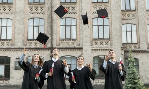 ارسال پیام صوتی در دانشگاه و مراکز آموزشی - پیام صوتی در دانشگاه - ارسال تماس صوتی در دانشگاه ها - پیام صوتی در مدارس - ارسال پیام صوتی در مراکز اموزش عالی - پیام صوتی در کتابخانه ها - کاربرد پیام صوتی در دانشگاه ها - مزایای پیام صوتی در دانشگاه